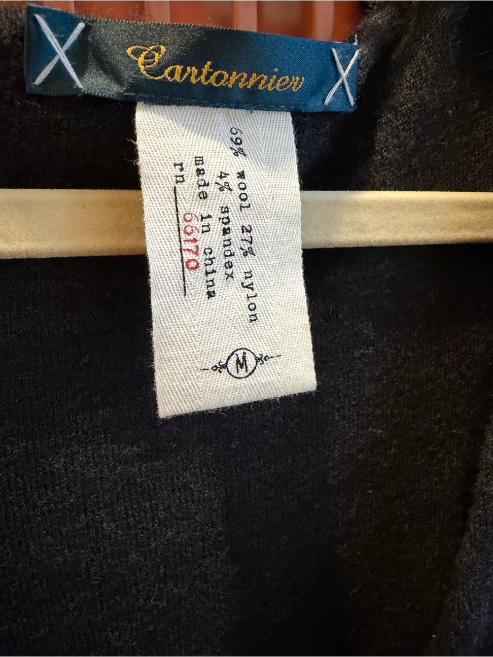 Cartonnier Anthropologie Gray Tie-Front Puff Sleeve shrug sweater. SZ Medium - Picture 6 of 6